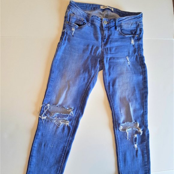 Tally Weijl Distressed Skinny Jean (light washed) - Picture 4 of 15